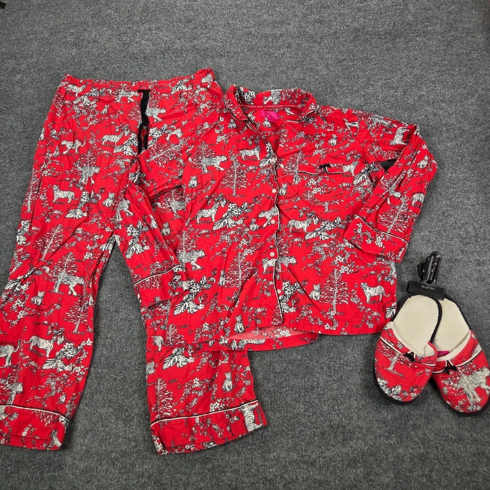 Victoria Secret‎ Red Animal Print Pajama Set XL Top and Bottom Matching Slippers